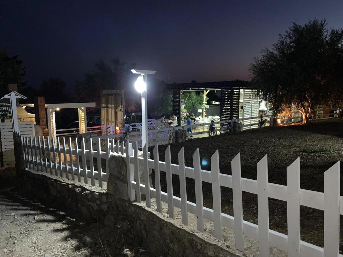 Albanian Garden Hotel Gjilek Eksteriør billede